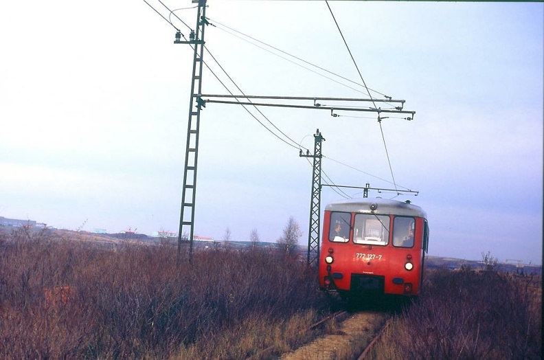 Der aus 772 127-7 und 972 727-2 bestehende IBSE-Sonderzug befuhr unter anderem die Strecken der LMBV östlich Espenhain. p000657.jpg