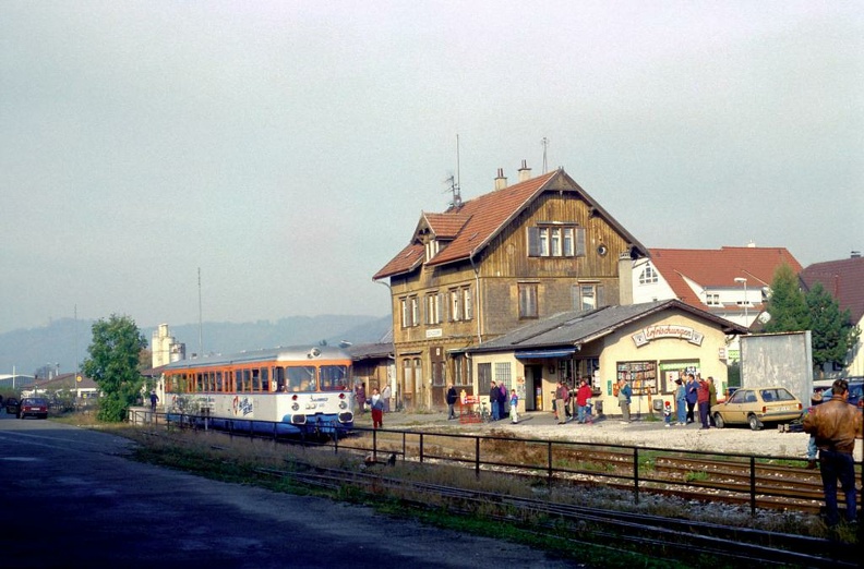VT 405 der WEG als IBSE-Sonderzug Sonderfahrt auf Güterzugstrecken an Neckar und Fils in Donzdorf. p000881.jpg